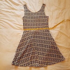 H&M Short Printed Skater Dress Sundress